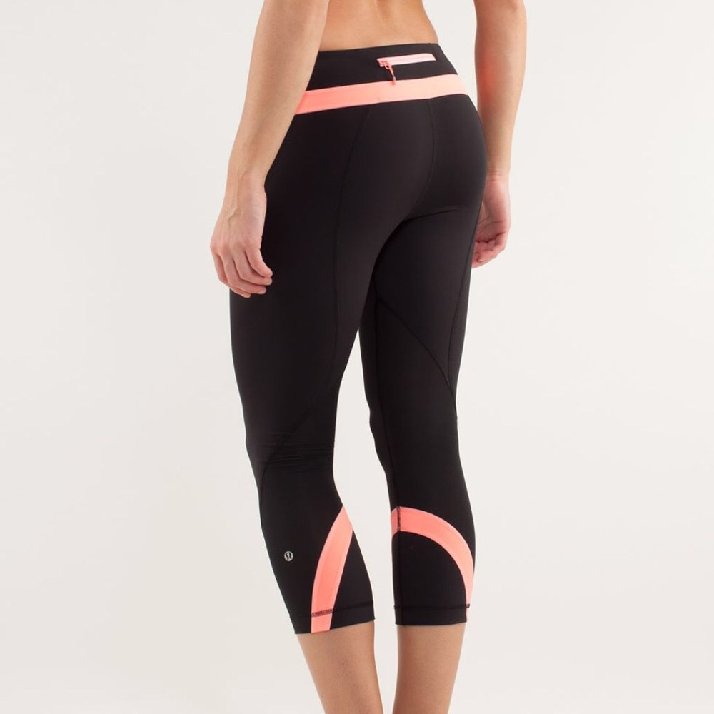 Lululemon Run: Inspire Crop II Black/Pop Orange